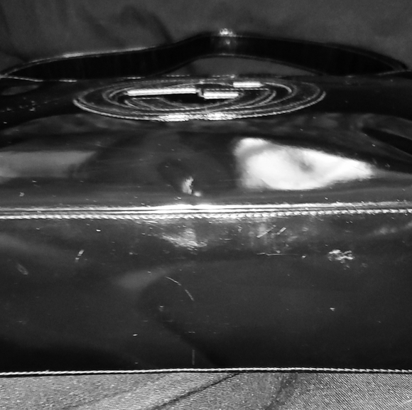 🖤AUTHENTIC Vintage GUCCI Black Patent Leather Purse Excellent Used Condition 🖤 - Picture 6 of 16